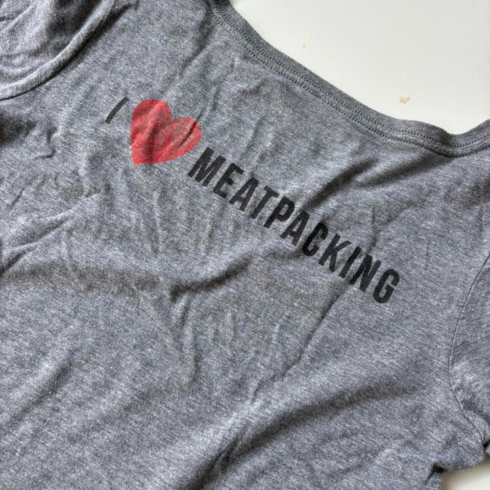 I <3 meatpacking, grey tshirt, M